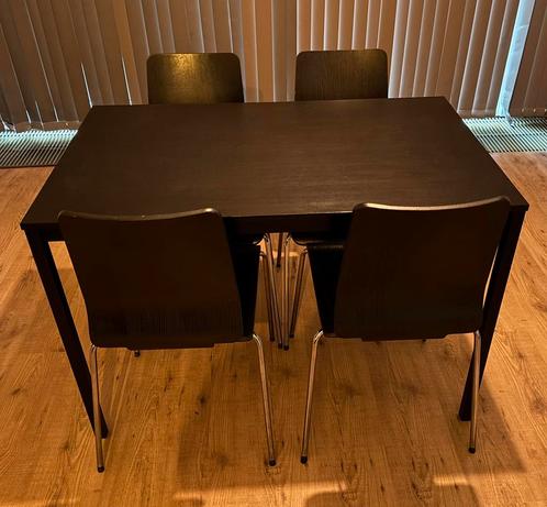 Tafel met vier stoelen, zwart, Huis en Inrichting, Complete eetkamers, Gebruikt, Ophalen