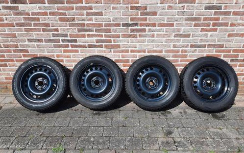 Winterbanden Op Stalen Velgen Te Koop, Auto-onderdelen, Banden en Velgen, Velg(en), Winterbanden, 16 inch, 225 mm, Personenwagen