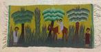 Fris gekleurd kelim kleedje  palmbomen, mensen, ezel 107/52, Maison & Meubles, Accessoires pour la Maison | Décorations murale