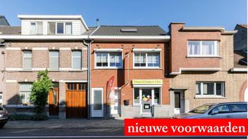 Commercieel te koop in Berlaar, 2 slpks disponible aux enchères