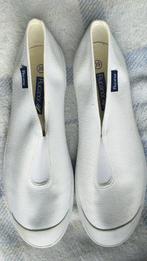 Sandales de gym blanches Rucanor Pointure 39, Comme neuf, Rucanor, Garçon ou Fille, Enlèvement ou Envoi