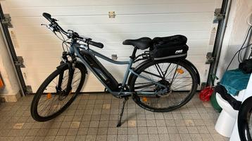 Decatlon Riverside RS 520S ( maat S ) beschikbaar voor biedingen