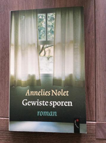 Gewiste sporen - Annelies Nolet beschikbaar voor biedingen