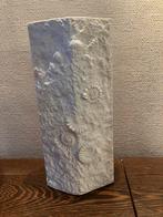 Vase vintage en porcelaine AK Kaiser avec gravures fossiles, Moins de 50 cm, Enlèvement ou Envoi, Poterie ou Porcelaine, Comme neuf