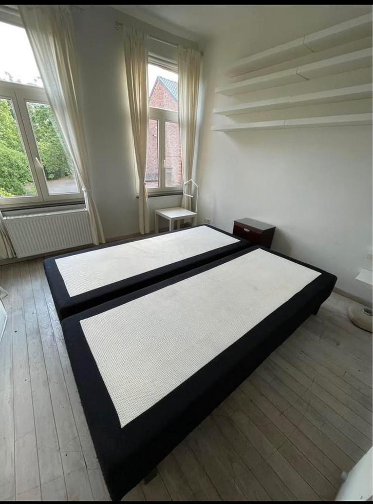 Boxspring zonder matras, Huis en Inrichting, Slaapkamer | Boxsprings, Gebruikt, 180 cm, 220 cm, Tweepersoons, Blauw, Ophalen