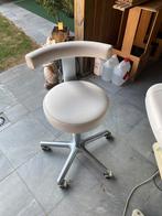 Electrische behandelstoel,Tabouret,frees en bijzettafel, Ophalen
