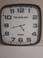 THE NEW ERA design metalen wandklok (Diameter 60cm), Ophalen of Verzenden, Zo goed als nieuw, Analoog, Wandklok