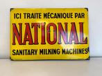 NATIONAL emaille reclamebord 1952, Verzamelen, Merken en Reclamevoorwerpen, Ophalen of Verzenden, Gebruikt, Reclamebord