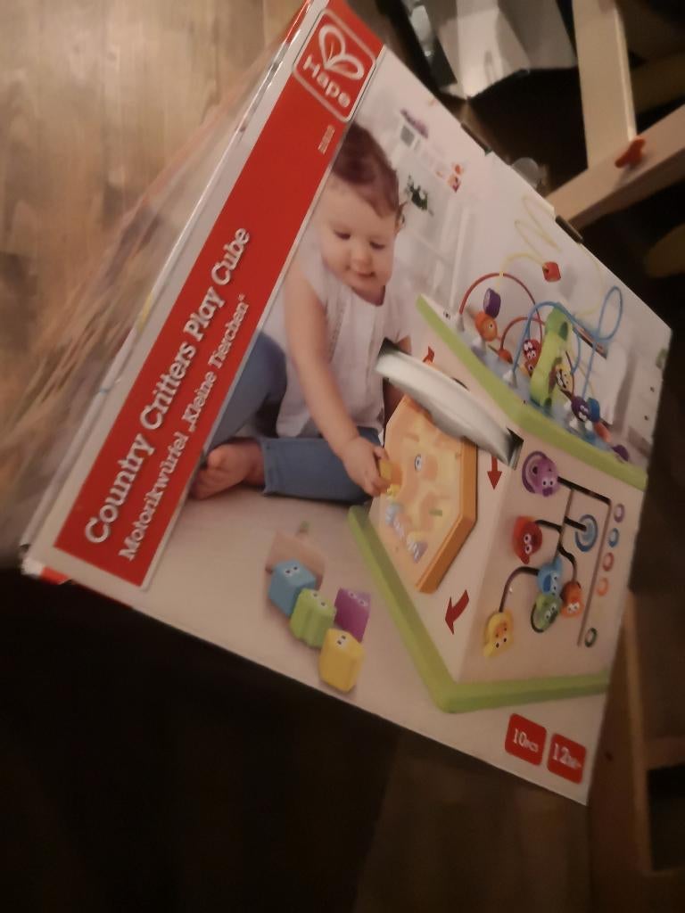 HAPE, grand cube d'activité en bois. Comme neuf, Kinderen en Baby's, Speelgoed | Houten speelgoed, Zo goed als nieuw, Ophalen