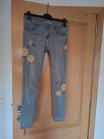 Grijze Jeans met borduur bloemen - maat 40 - droit toxik3, Taille 38/40 (M), Gris, Enlèvement ou Envoi, Toxik
