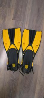 Flippers maat 38-42, Ophalen of Verzenden, Zo goed als nieuw