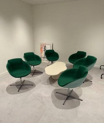 6 Narbutas kantoorstoelen beschikbaar voor biedingen