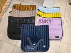 Lemieux zadeldekken + Qhp onderlegger, Animaux & Accessoires, Chevaux & Poneys | Couvertures & Couvre-reins, Enlèvement, Comme neuf