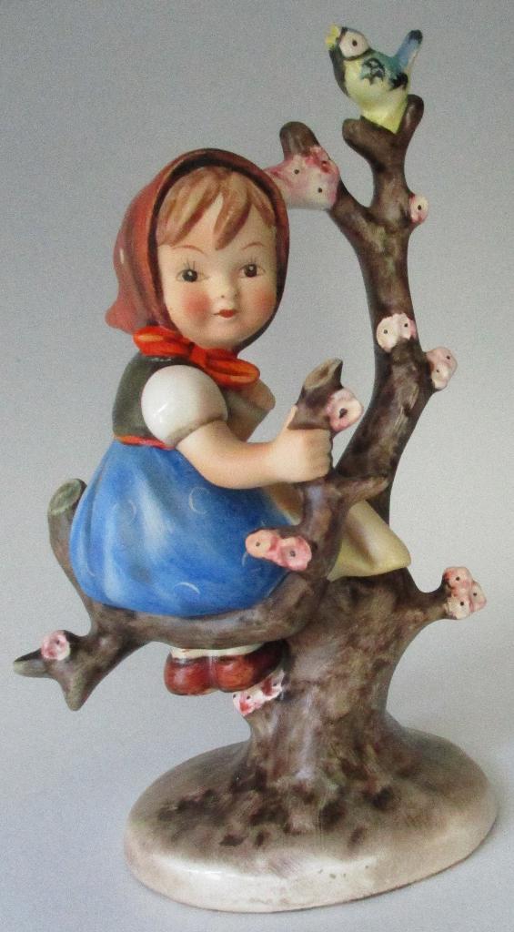M I Hummel: 141 -Apple Tree Girl- 17½cm.- TMK-2 -Excellent, Verzamelen, Complete verzamelingen en Collecties, Verzenden