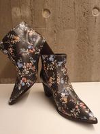 Laurence Dacade enkellaarzen mt 401/5, Enlèvement ou Envoi