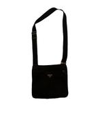 Zwarte Prada Schoudertas, Zwart, Zo goed als nieuw, Leer, Ophalen