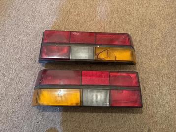 Golf mk1 achterlichten  beschikbaar voor biedingen