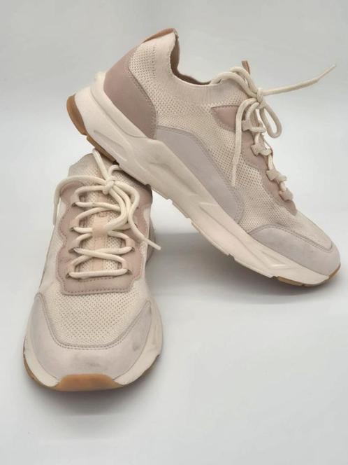 Beige Hardloopsneakers - Maat 42, Vêtements | Femmes, Chaussures, Comme neuf, Sneakers et Baskets, Beige, Envoi