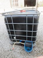 cuve noir avec abreuvoir chevaux, moutons, chèvre...