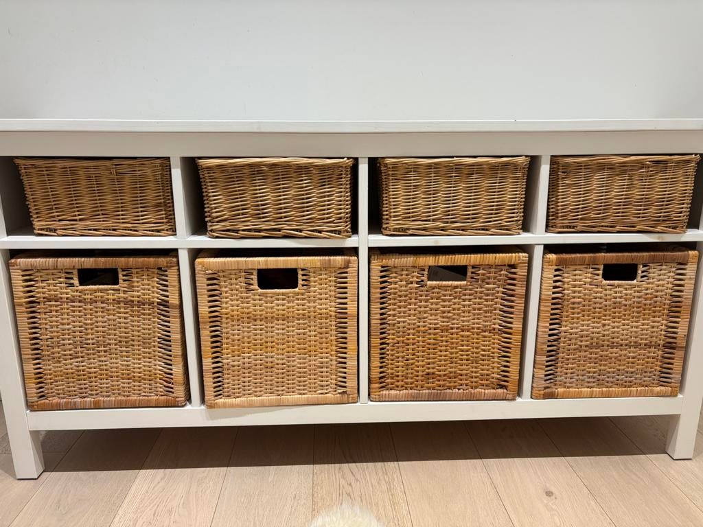 Witte houten meubels en rieten manden, Ophalen, Gebruikt