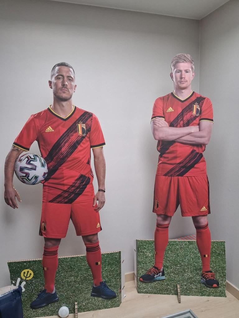 levensgrote kartonnen Rode Duivels Hazard & De Bruyne, Collections, Articles de Sport & Football, Enlèvement, Neuf, Autres types