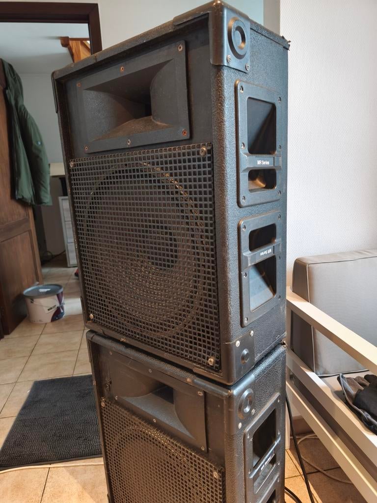 4 x jbl MR 215 monitor 2 x flightcase - passief, Ophalen of Verzenden