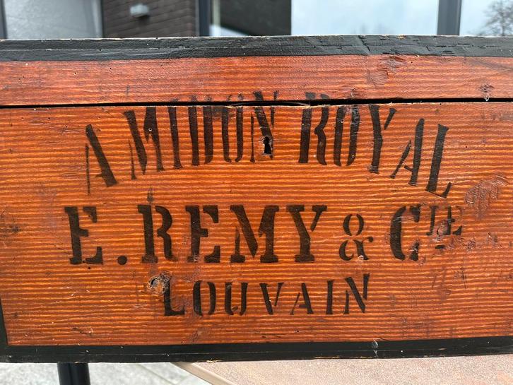 Oude houten kist # Amidon#, Antiek en Kunst, Curiosa en Brocante, Ophalen