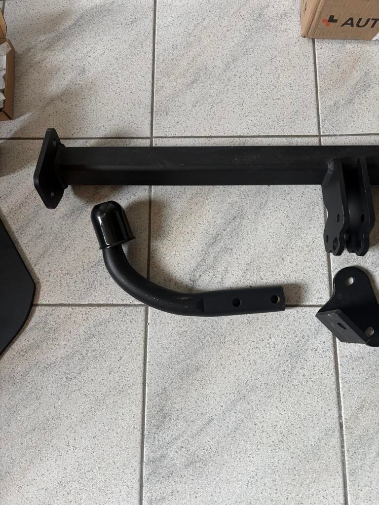 Trekhaak + bekabeling Peugeot Partner/RifterCitreon berlingo, Auto-onderdelen, Trekhaken, Nieuw, Ophalen