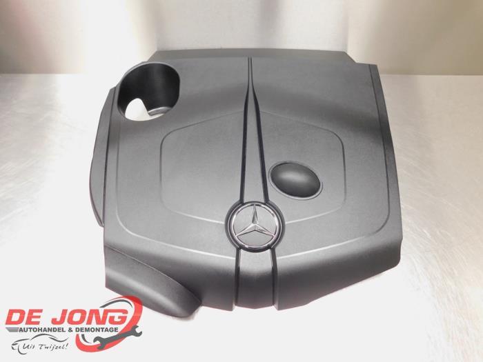 Couverture moteur d'un Mercedes GLA, 3 mois de garantie, Utilisé, -, -