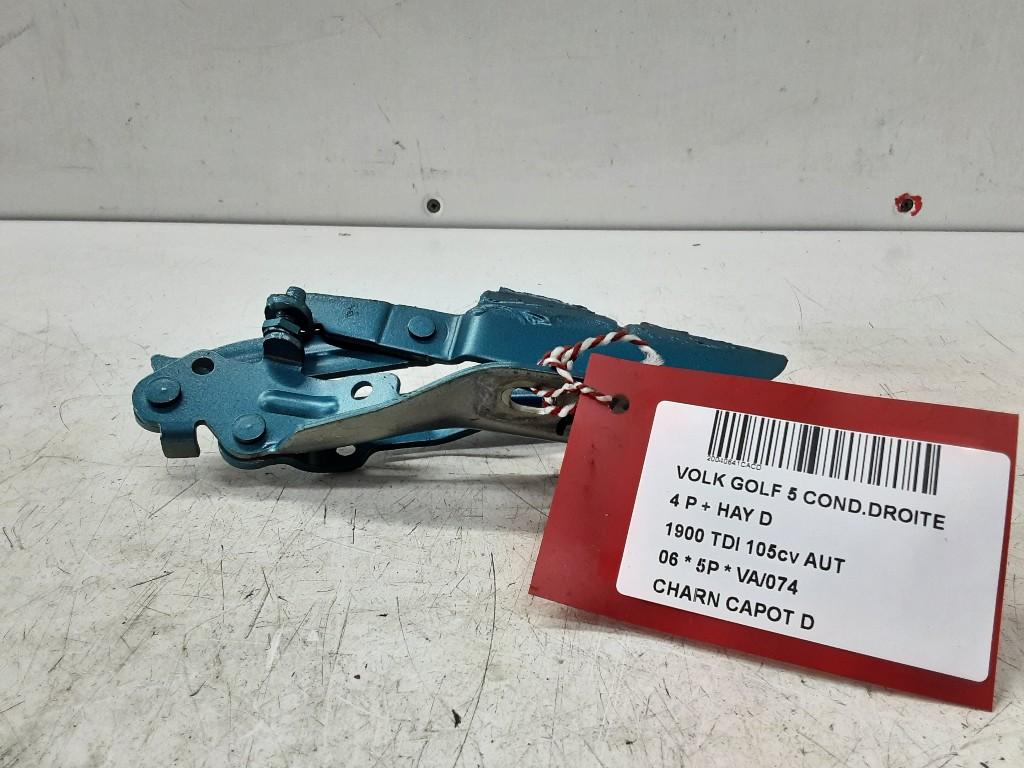 CHARNIERE DE CAPOT DROIT Golf V 4Motion (1K1) (1KO823302C), Volkswagen, Mevr. I. Hauben, Utilisé, Rue de l'Espoir 34 34
4030  GRIVEGNÉE, BE