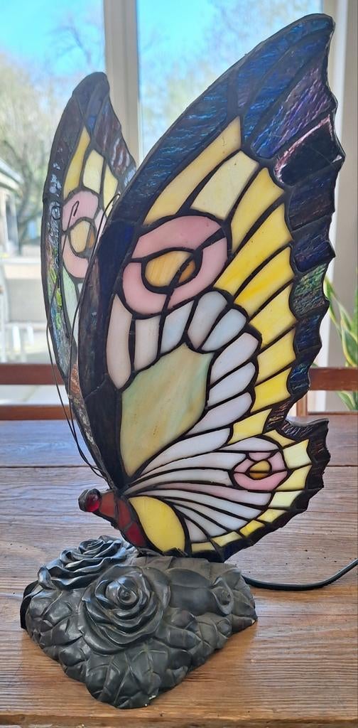 Lampe papillon Tiffany, Antiquités & Art, Antiquités | Éclairage, Enlèvement ou Envoi