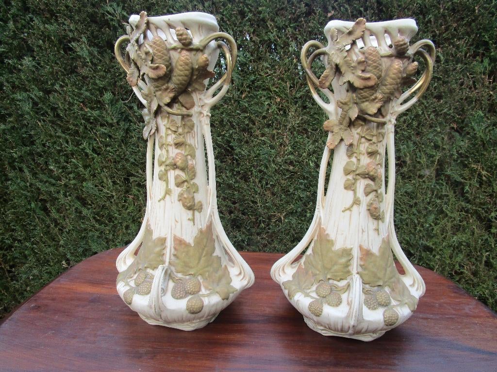 vazen Royal Dux art-nouveau, Ophalen