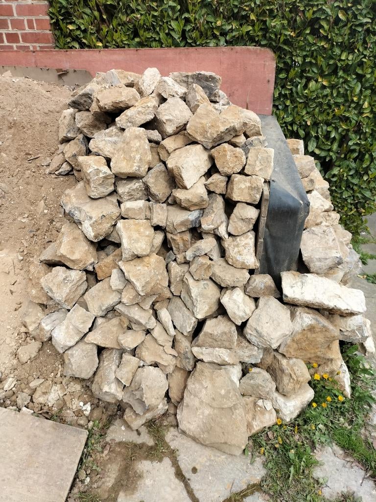 Moellons en vrac, Ophalen, Zo goed als nieuw