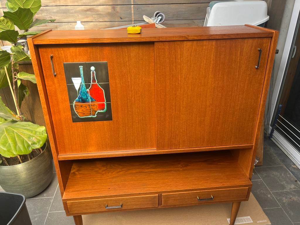 Vintage kastje, Ophalen, Zo goed als nieuw