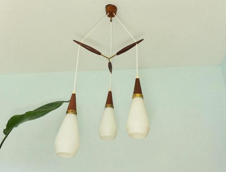 Deens Design Hanglamp Vintage Cascade Lamp Jaren 60 70 Teak, Huis en Inrichting, Lampen | Hanglampen, Ophalen