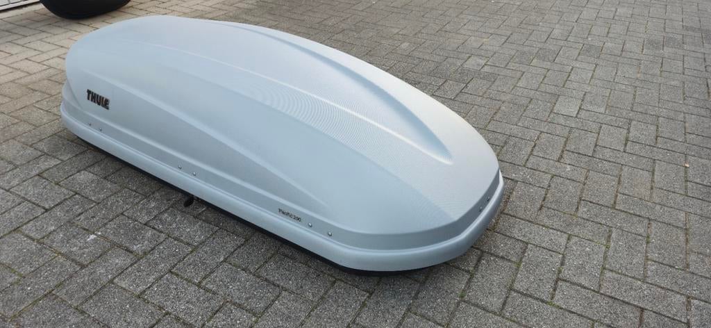 Dakkoffer thule pacific 200, Enlèvement