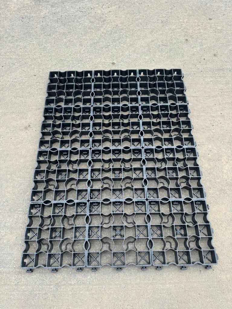 Grindtegels - grasdallen, Ophalen, Zo goed als nieuw