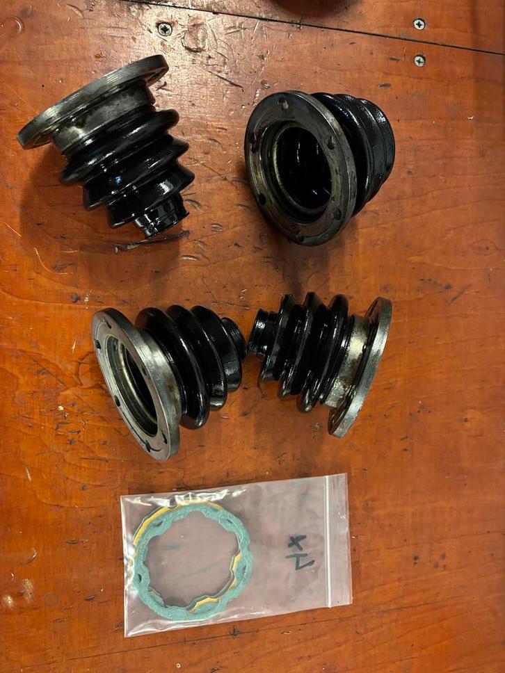 Couvercles d'arbre de transmission d'origine Porsche 911, Autos : Pièces & Accessoires, Freins & Transmission, Porsche, Enlèvement ou Envoi