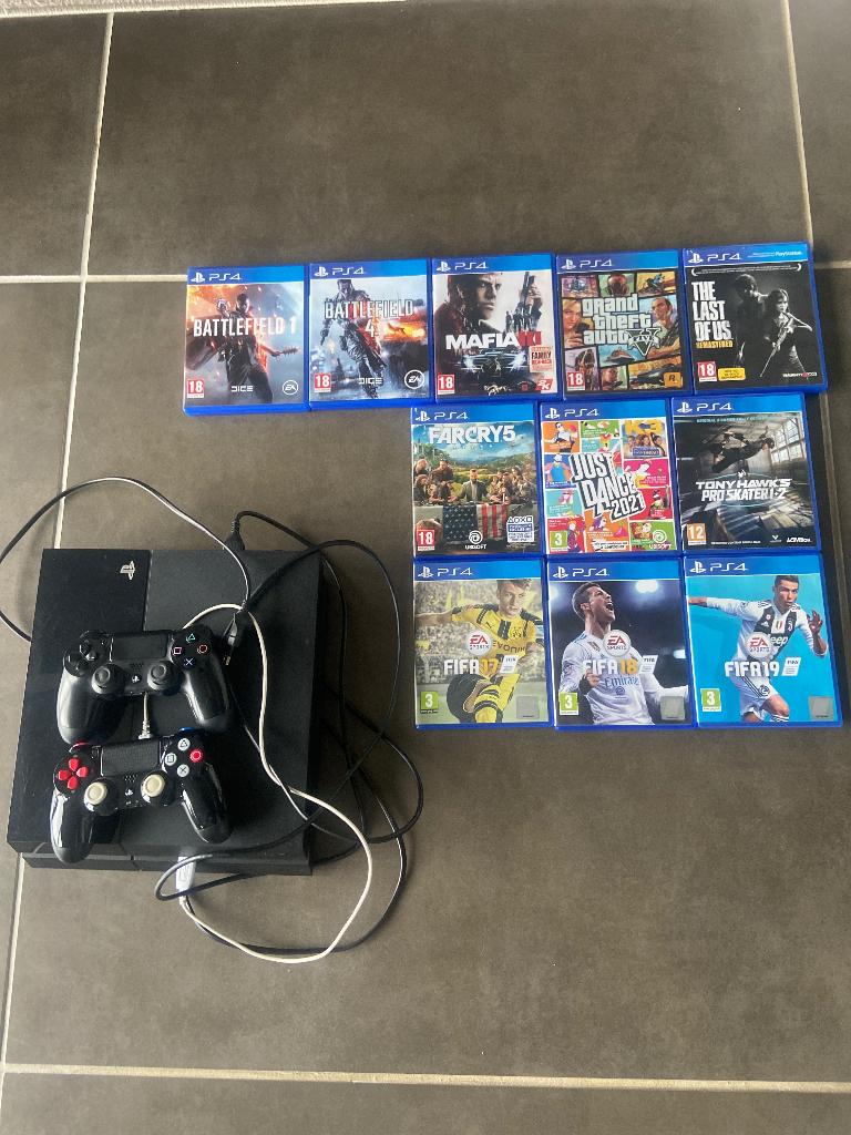 PlayStation 4 + 11 games + 2 controllers, Games en Spelcomputers, Games | Sony PlayStation 4, Zo goed als nieuw, Avontuur en Actie