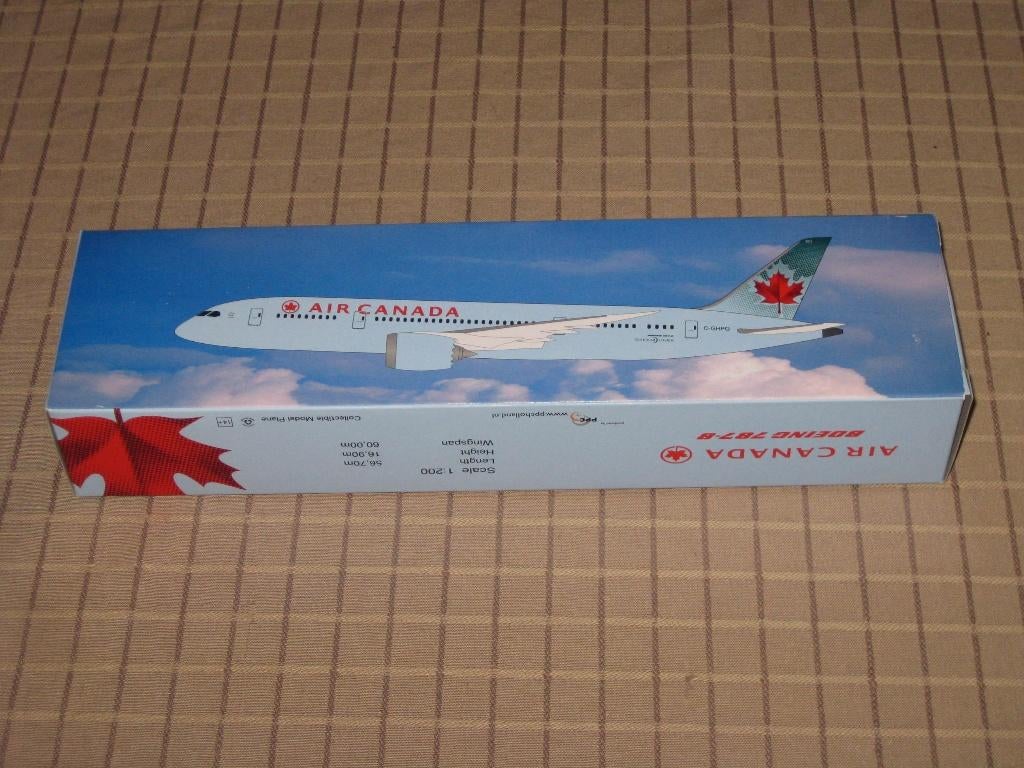 Schaalmodel 1:200 Air Canada Boeing 787-8, Verzamelen, Luchtvaart en Vliegtuigspotten, Schaalmodel, Ophalen
