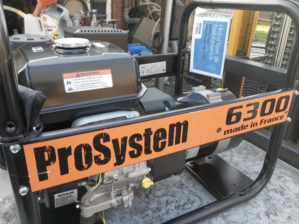 Groupe électrogène neuf 6300 watts en 220 volts, Bricolage & Construction, Générateurs, Neuf, Essence, 5 à 10 kVA, Enlèvement