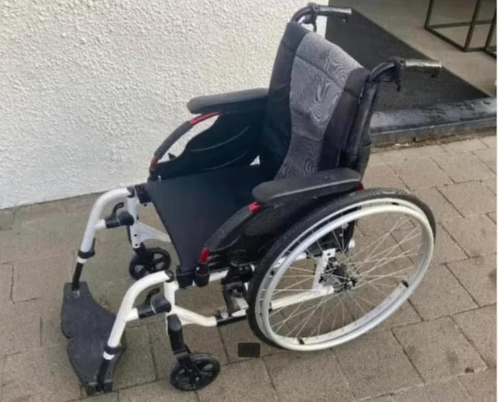 rolstoel invacare Action4 NG, Diversen, Rolstoelen, Gebruikt, Ophalen