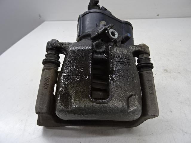 REMKLAUW LINKS ACHTER Audi Q3 (8UB / 8UG) (01-2011/12-2019), Gebruikt, Audi