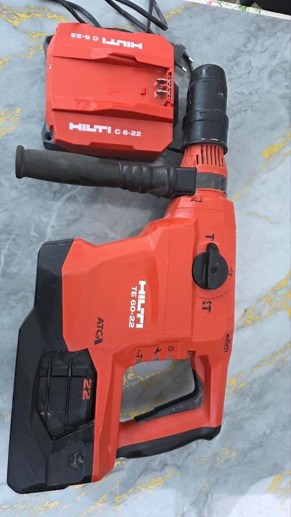 Hilti te60 nuron 04/2024 with 12amp battery and charger, Enlèvement