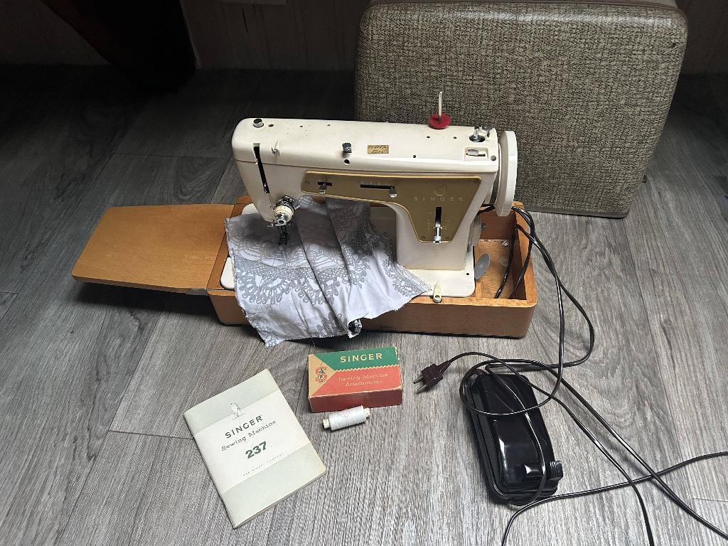 Singer Naaimachine, Hobby en Vrije tijd, Ophalen, Gebruikt, Naaimachine, Singer
