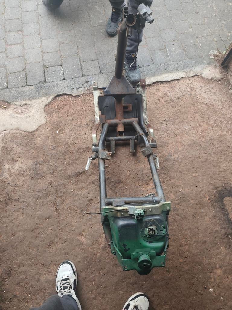 Cadre peugeot vclic classe a