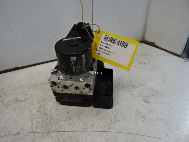 BLOC ABS (FREINS ANTI-BLOCAGE) Golf VI (5K1) (1K0907379BE), Utilisé, Volkswagen