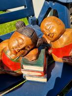 Jolie paire de serre livres en bois