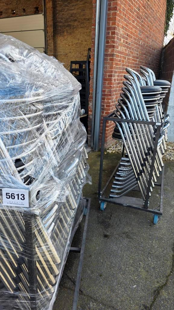 Stapelbare barkrukken met gratis kar cafe partij horeca bar, Huis en Inrichting, Barkrukken, Ophalen of Verzenden