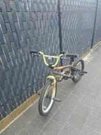 bmx fiets kind vanaf 8 jaar 20 inc
Paar keer gebroken nog pr, Fietsen en Brommers, Ophalen